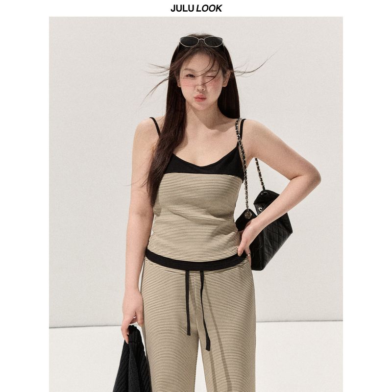Julu Studio s Embrace the Shape You Are In Plus Size Lazy Cardigan Striped Camisole Flared Pants Set Black Sling 2XL
Julu Studio s Embrace the Shape You Are In Plus Size Lazy Cardigan Striped Camisole Flared Pants Set Black Sling 2XL