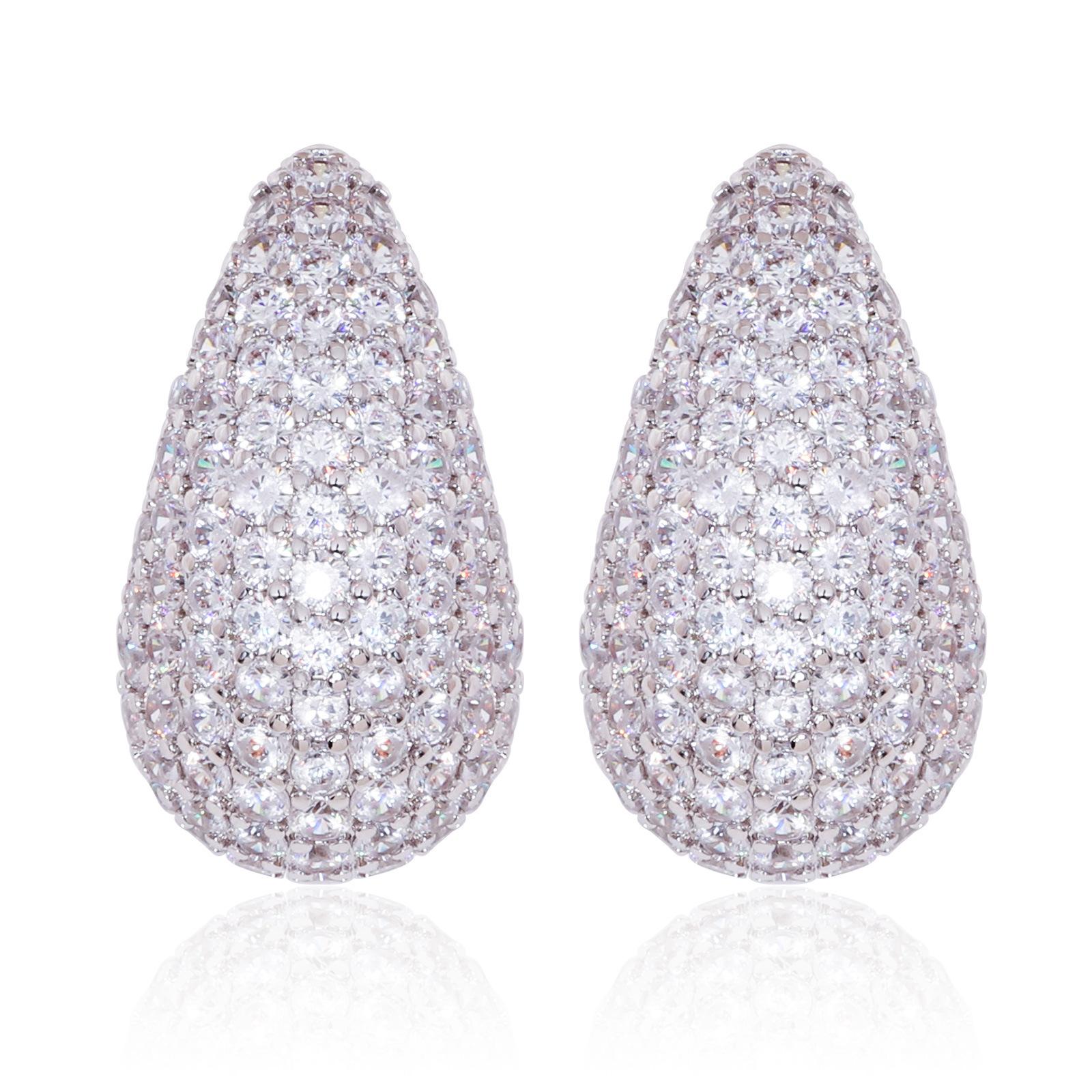 Серьги-капли из микро-инкрустированного циркония с бриллиантами для женщин с легкими роскошными полыми серьгами высокого класса
Серьги-капли из микро-инкрустированного циркония с бриллиантами для женщин с легкими роскошными полыми серьгами высокого класса