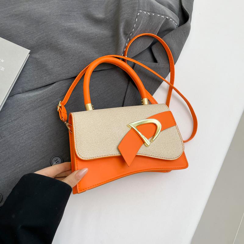 Portable splicing contrasting color shiny women s bag 2025 fashionable spring splicing solid color shoulder crossbody foreign style small square bag оранжевый
Portable splicing contrasting color shiny women s bag 2025 fashionable spring splicing solid color shoulder crossbody foreign style small square bag оранжевый