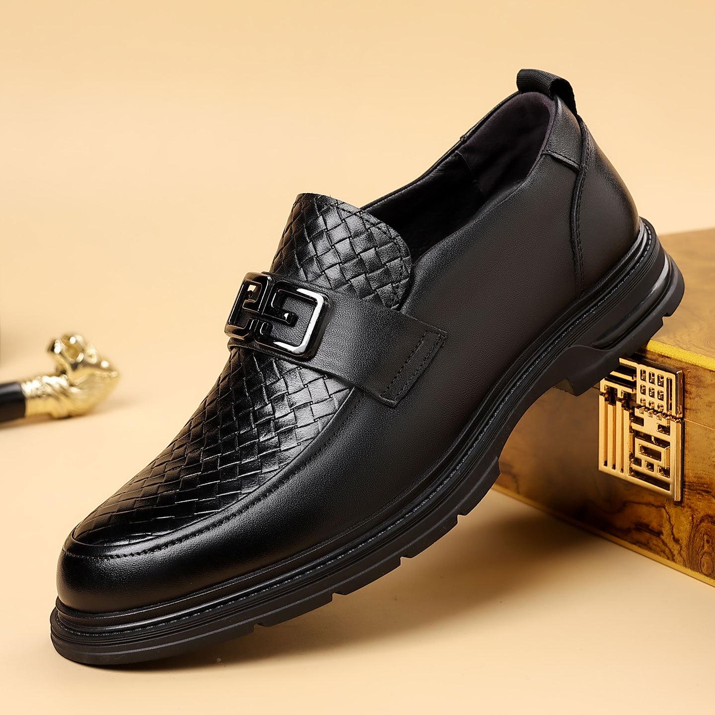 2025 Men s British Fashion Genuine Leather Slip-on Casual Business Shoes 41
2025 Men s British Fashion Genuine Leather Slip-on Casual Business Shoes 41