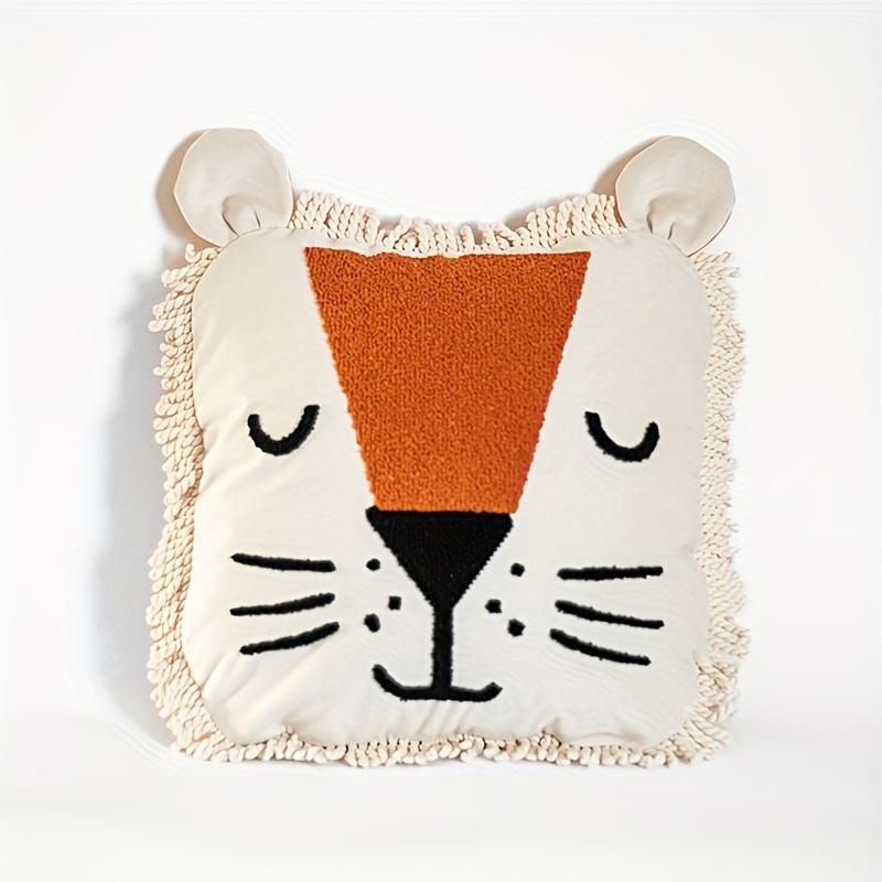 Plush Pillow Adorable Lion Head Embroidered Patchwork Design Soft Removable Cover Ideal for Holiday Party Gifts Sofa Bedroom
Plush Pillow Adorable Lion Head Embroidered Patchwork Design Soft Removable Cover Ideal for Holiday Party Gifts Sofa Bedroom