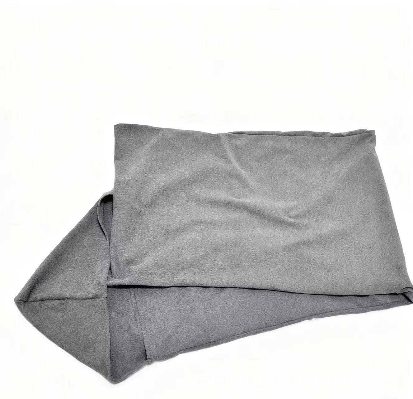 Ultra-thin Neutral Camping Sleeping Bag with Shock Safety - Perfect for Home, Travel, or Outdoors. 150x40 cm сірий колір/синій
Ultra-thin Neutral Camping Sleeping Bag with Shock Safety - Perfect for Home, Travel, or Outdoors. 150x40 cm сірий колір/синій