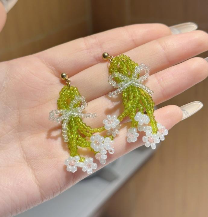 In Its Prime! Beaded Woven Stud Earrings! Holiday Wind Bouquet Fringed Earrings Cold Wind Forest Sweet Earrings
In Its Prime! Beaded Woven Stud Earrings! Holiday Wind Bouquet Fringed Earrings Cold Wind Forest Sweet Earrings
