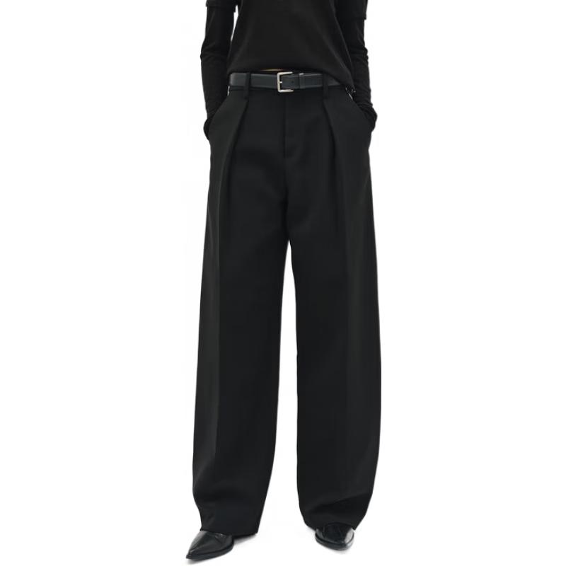 MO&Co. Брюки C+ Series с высокой посадкой, плиссированные, с изогнутыми штанинами S
MO&Co. Брюки C+ Series с высокой посадкой, плиссированные, с изогнутыми штанинами S