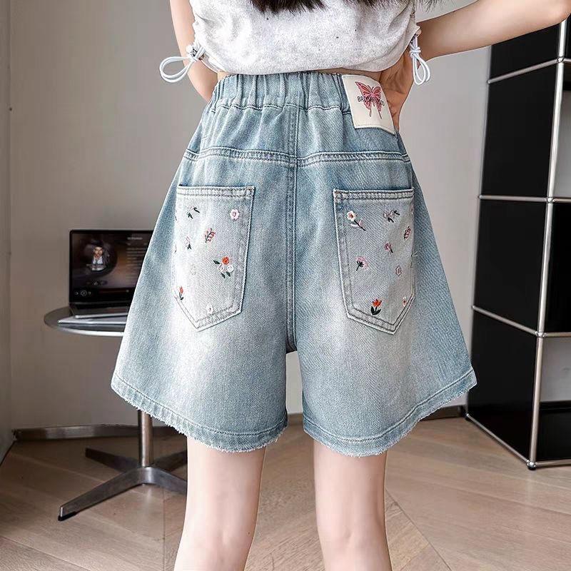 Милые цветочные девушки летние тонкие джинсовые брюки пять четвертей модные универсальные короткие брюки повседневные брюки средней длины летний наряд 170
Милые цветочные девушки летние тонкие джинсовые брюки пять четвертей модные универсальные короткие брюки повседневные брюки средней длины летний наряд 170