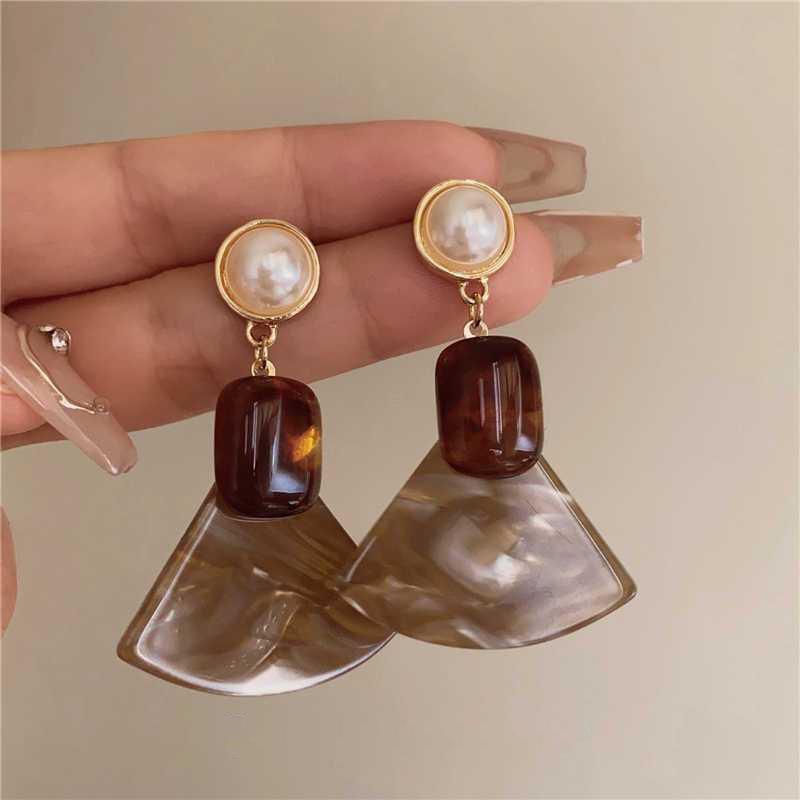 Асимметричные серьги-пусеты «Серебряная игла» с тигровым глазом - Ретро, универсальный и роскошный аксессуар высокого класса
Асимметричные серьги-пусеты «Серебряная игла» с тигровым глазом - Ретро, универсальный и роскошный аксессуар высокого класса