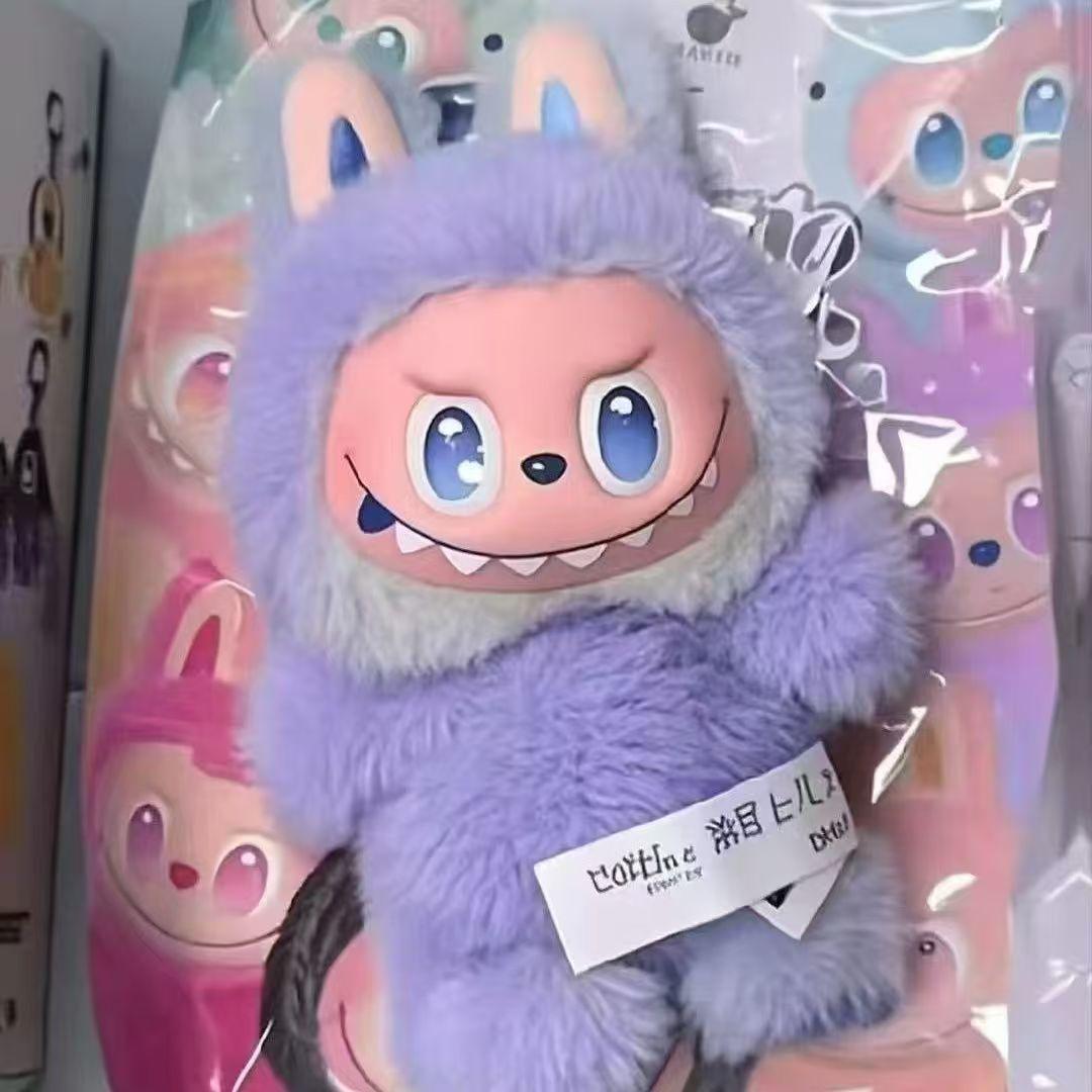 Labubu версия 3.0 передняя высокоэнергетическая виниловая тряпичная кукла с подвеской в виде сердца макаронная кукла
Labubu версия 3.0 передняя высокоэнергетическая виниловая тряпичная кукла с подвеской в виде сердца макаронная кукла