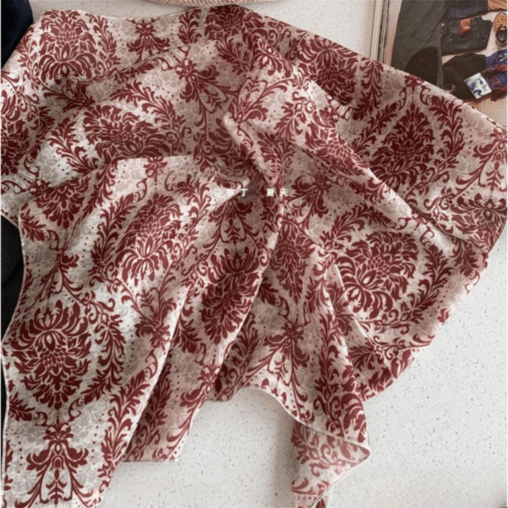 Floral Printed Square Scarf 58cm Bandana Scarves Fashion Women s Silk Scarf Hairband Use 2
Floral Printed Square Scarf 58cm Bandana Scarves Fashion Women s Silk Scarf Hairband Use 2