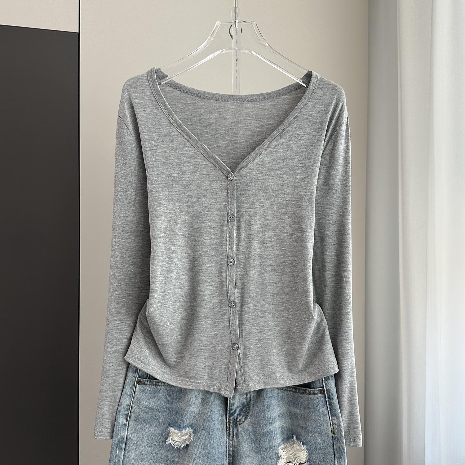 Women s Modal V-Neck Long Sleeve Cardigan Lightweight Sun Protection Air-Conditioning Top Versatile Breathable Soft Material Flattering Slim Women Top 2XL
Women s Modal V-Neck Long Sleeve Cardigan Lightweight Sun Protection Air-Conditioning Top Versatile Breathable Soft Material Flattering Slim Women Top 2XL