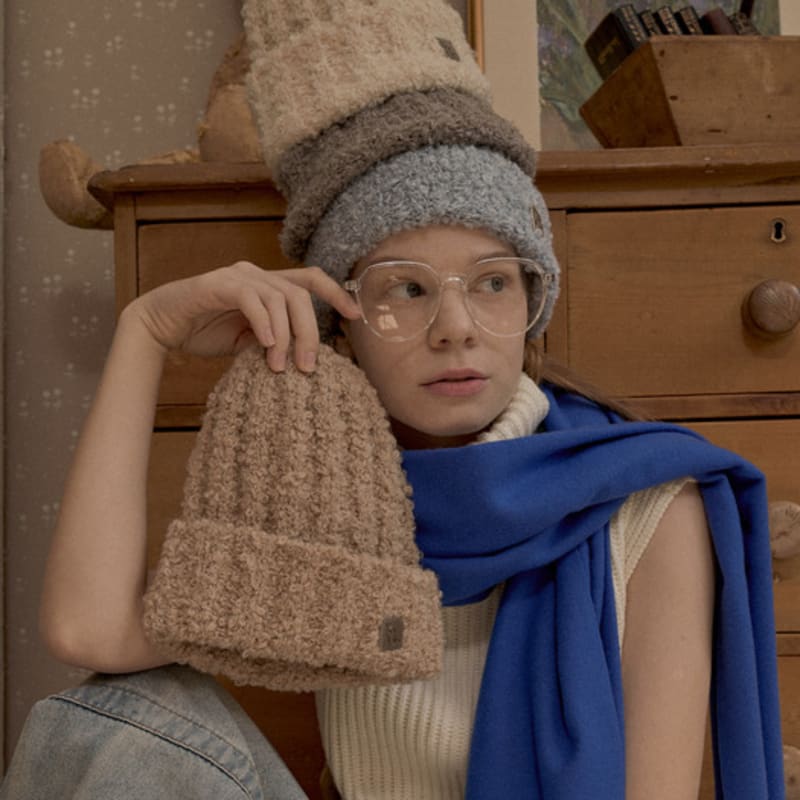 RaJu Bbogeul Knit Beanie_4 Color Ivory
RaJu Bbogeul Knit Beanie_4 Color Ivory