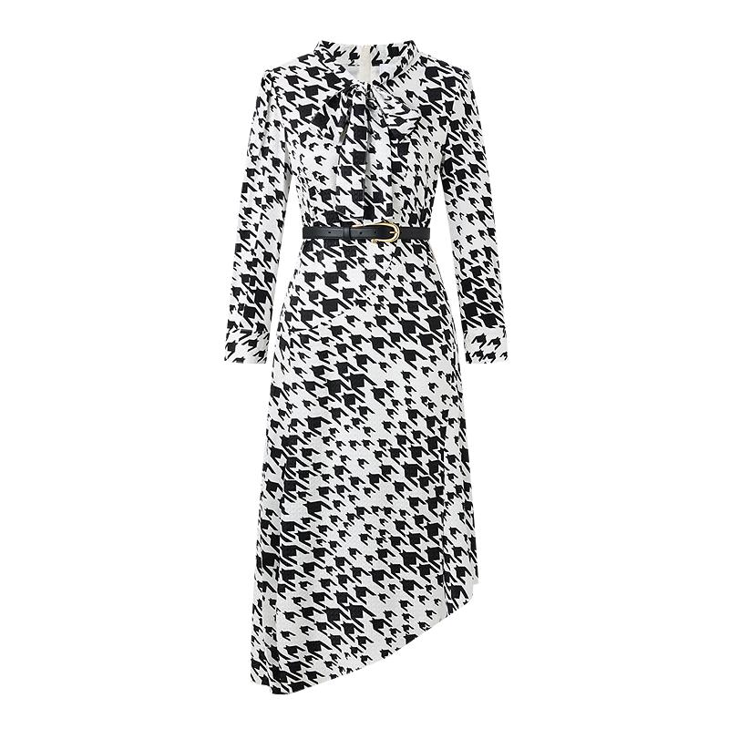 ПОРТС Черно-белый принт Платье миди из тутового шелка S
ПОРТС Черно-белый принт Платье миди из тутового шелка S