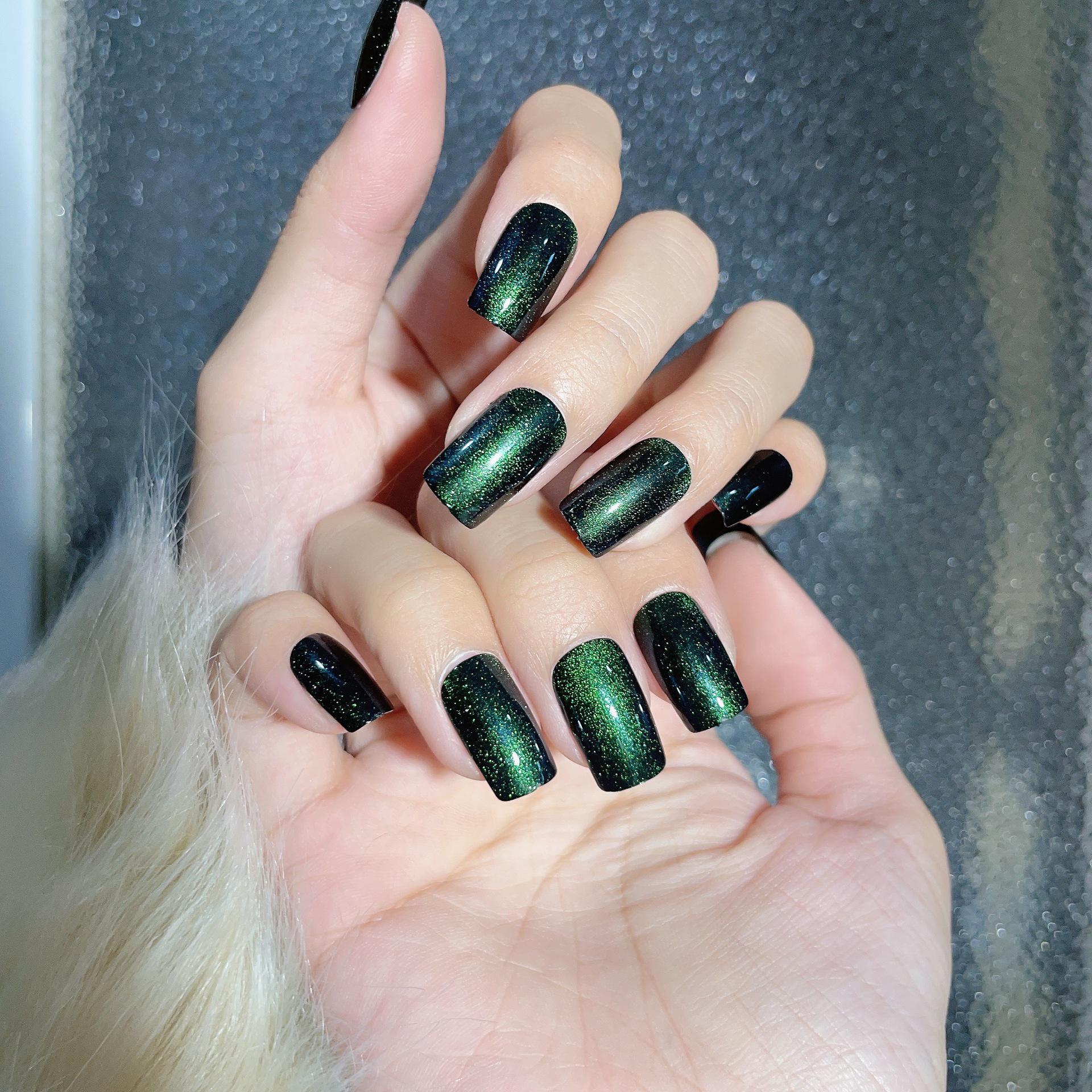 Detachable Green Crystal Cat Eye False Nails – Medium-Long Tips for a Polished Manicure
Detachable Green Crystal Cat Eye False Nails – Medium-Long Tips for a Polished Manicure