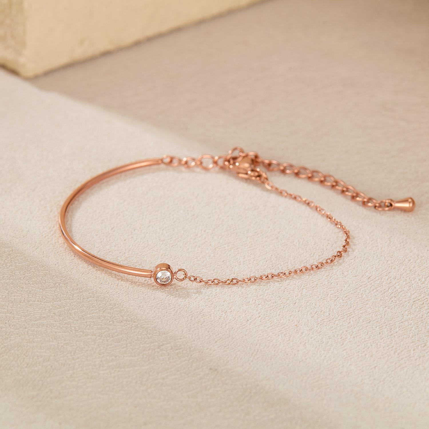Minimalist Zircon Beaded Titanium Steel Bracelet - High-End Korean Summer Jewelry for Women
Minimalist Zircon Beaded Titanium Steel Bracelet - High-End Korean Summer Jewelry for Women