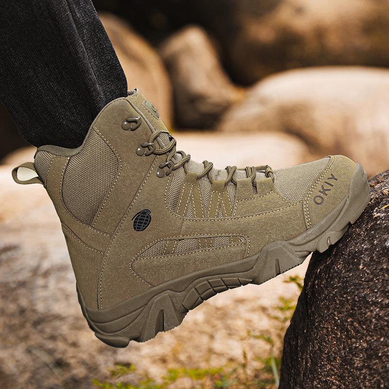 Large size autumn and winter new men s shoes fashion outdoor sports shoes trend high-top field tactical boots 1705 39
Large size autumn and winter new men s shoes fashion outdoor sports shoes trend high-top field tactical boots 1705 39