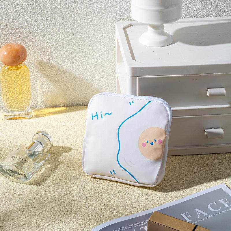 Large Cute Handbag for Student Sanitary Napkin Storage - Portable Menstrual Carry-on 12*12 cm
Large Cute Handbag for Student Sanitary Napkin Storage - Portable Menstrual Carry-on 12*12 cm