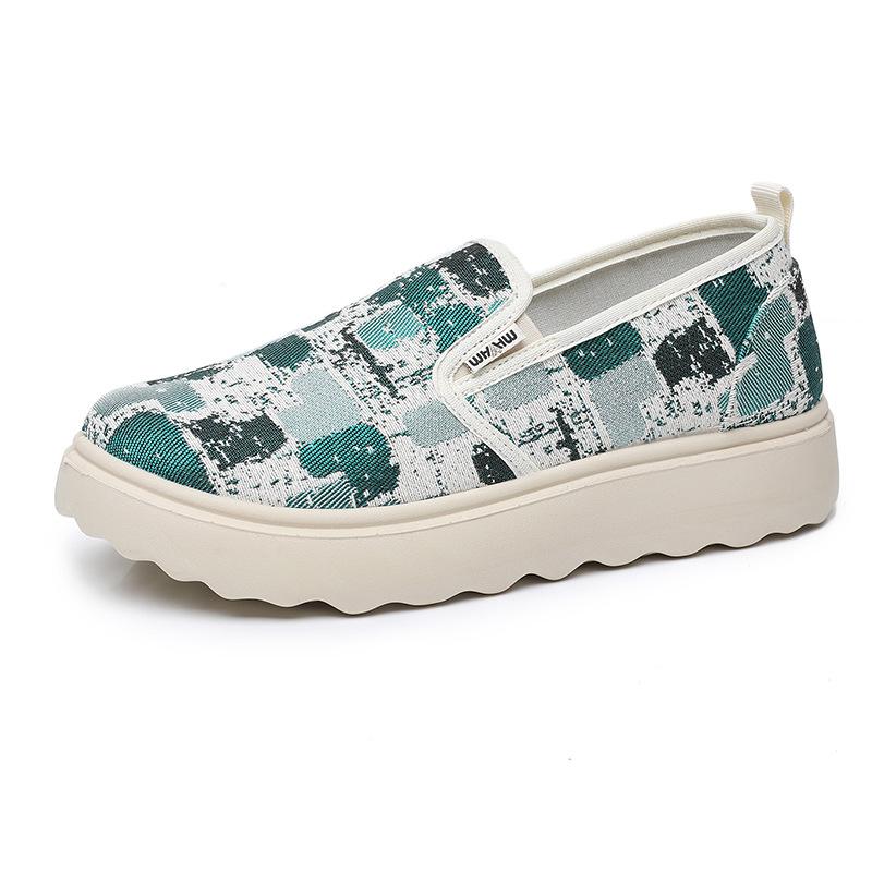 Shoes women s summer new flat-bottomed breathable comfortable versatile color matching women s shoes are not tired, one foot pedal lazy shoes 41 зелёный
Shoes women s summer new flat-bottomed breathable comfortable versatile color matching women s shoes are not tired, one foot pedal lazy shoes 41 зелёный