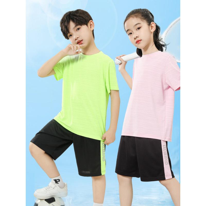 Children s Quick-Dry Summer Sportswear Set: 2024 Short-Sleeved Top & Shorts for Boys and Girls. 140 cm
Children s Quick-Dry Summer Sportswear Set: 2024 Short-Sleeved Top & Shorts for Boys and Girls. 140 cm