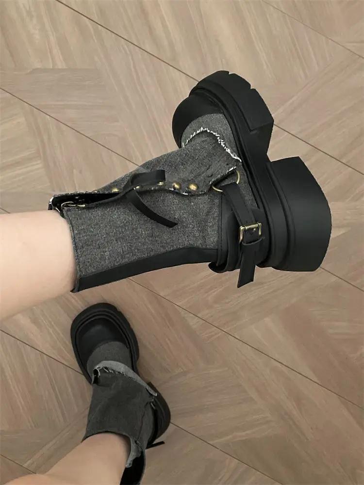 Модные туфли на платформе с заклепками из денима до середины голени, женские ковбойские сапоги с круглым носком, ковбойские полусапоги для женщин, новинка моды 2024 года, рабочая обувь 40
Модные туфли на платформе с заклепками из денима до середины голени, женские ковбойские сапоги с круглым носком, ковбойские полусапоги для женщин, новинка моды 2024 года, рабочая обувь 40