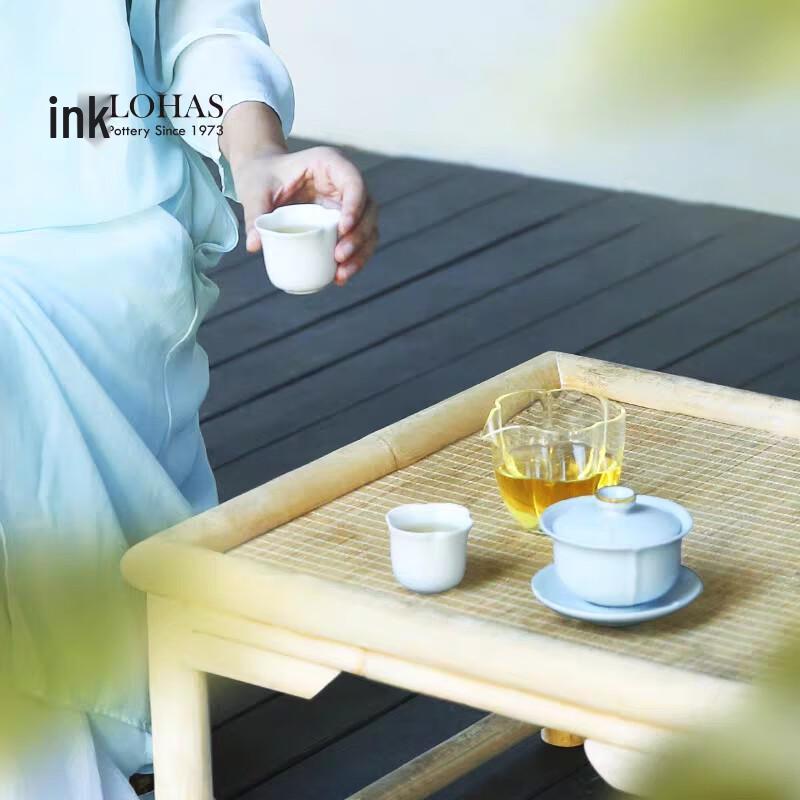 Lu Bao Bodhi Ceramic Tea Set
Lu Bao Bodhi Ceramic Tea Set