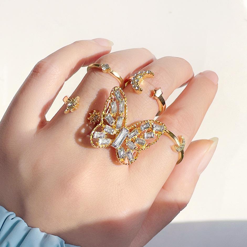 Bohemian 5-Piece Star, Moon, Butterfly Rings Set with Full Diamond Inlays - European & American Style
Bohemian 5-Piece Star, Moon, Butterfly Rings Set with Full Diamond Inlays - European & American Style