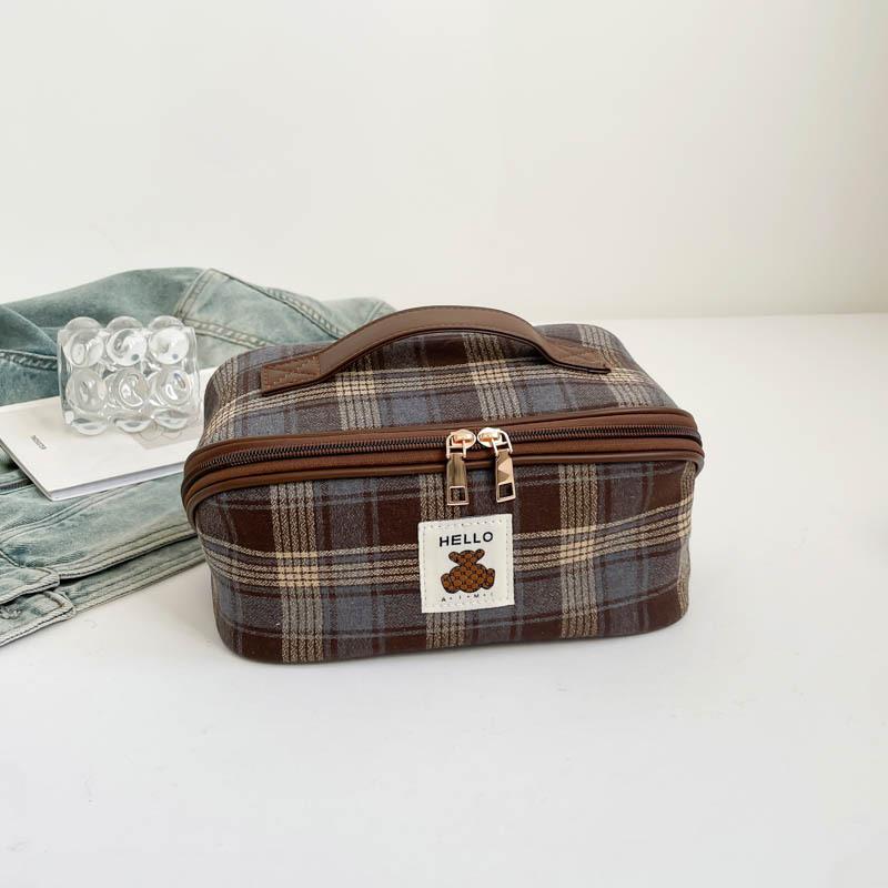 New Cute Red Cosmetic Bag Women Go Out Portable Large Capacity Travel Toilet Bag Cosmetic Storage Bag 2026 24*11*12cm коричневый
New Cute Red Cosmetic Bag Women Go Out Portable Large Capacity Travel Toilet Bag Cosmetic Storage Bag 2026 24*11*12cm коричневый