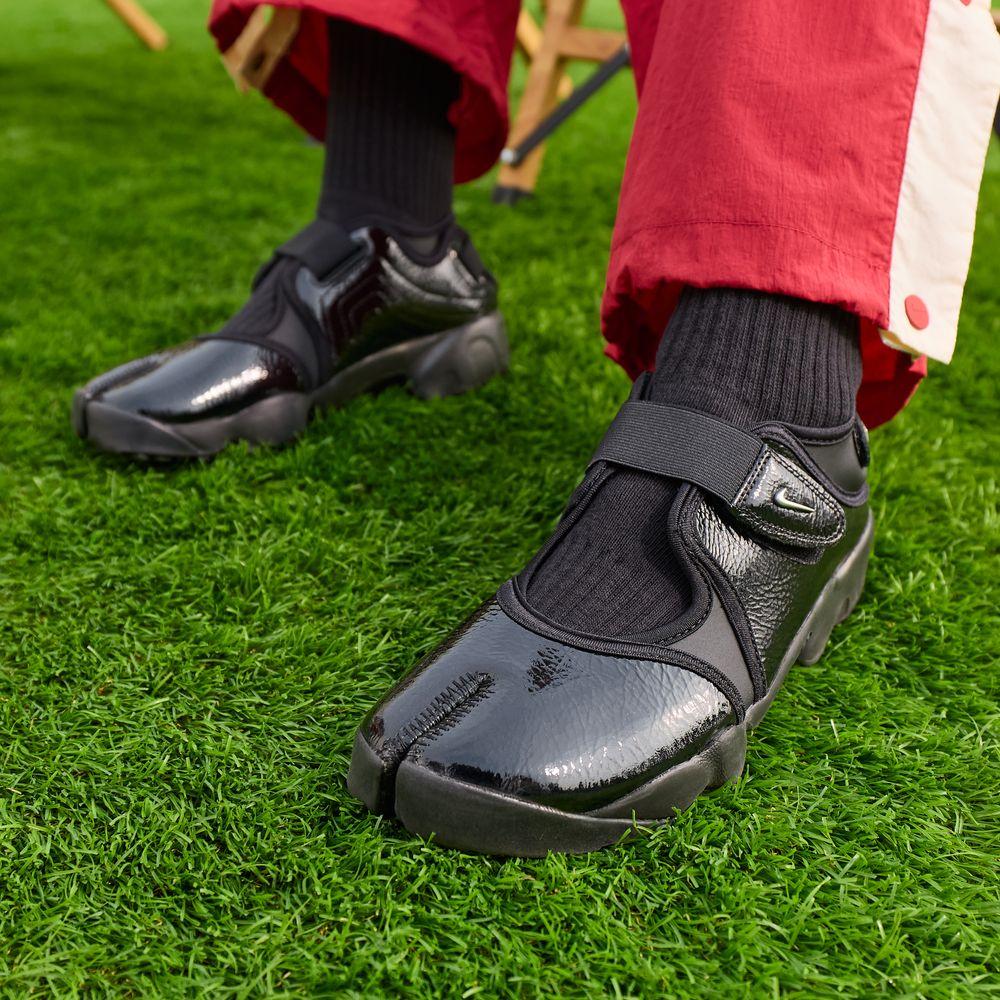 Nike Air Rift Черный Металлический Серебристый (Женский) 36.5
Nike Air Rift Черный Металлический Серебристый (Женский) 36.5