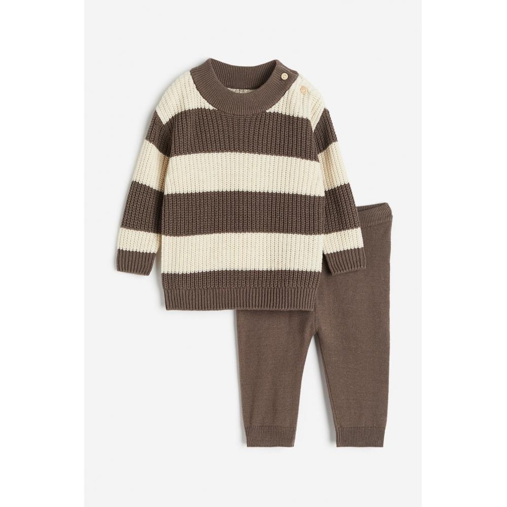 Комплект из 2 предметов HM Knit в коричневую полоску
Комплект из 2 предметов HM Knit в коричневую полоску