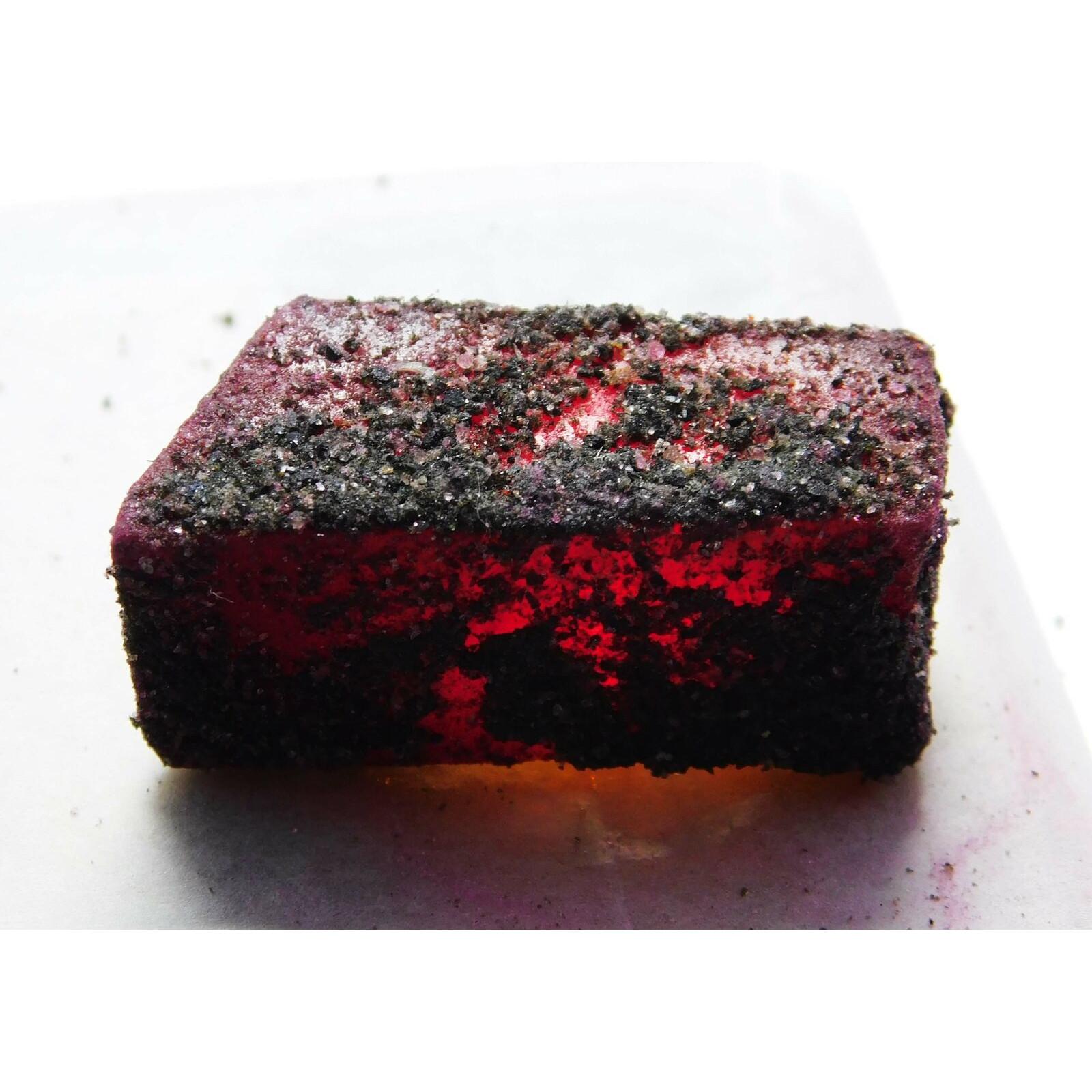 Natural Red Ruby 83.25ct Uncut Rough Certified Loose Gemstone 33.2 mm approx червоний
Natural Red Ruby 83.25ct Uncut Rough Certified Loose Gemstone 33.2 mm approx червоний