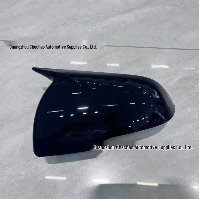 Carbon Fiber Side Mirror Cover for Hyundai IX25 (2015-2019), Horn-Shaped, Reflective Outer Shell for Modification.
Carbon Fiber Side Mirror Cover for Hyundai IX25 (2015-2019), Horn-Shaped, Reflective Outer Shell for Modification.