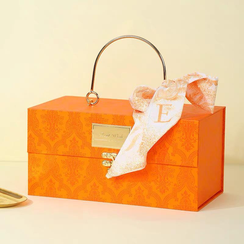 In-Stock Metal Flip-Top Wedding Favor Box for Gifts, Candy & Silk Scarves
In-Stock Metal Flip-Top Wedding Favor Box for Gifts, Candy & Silk Scarves