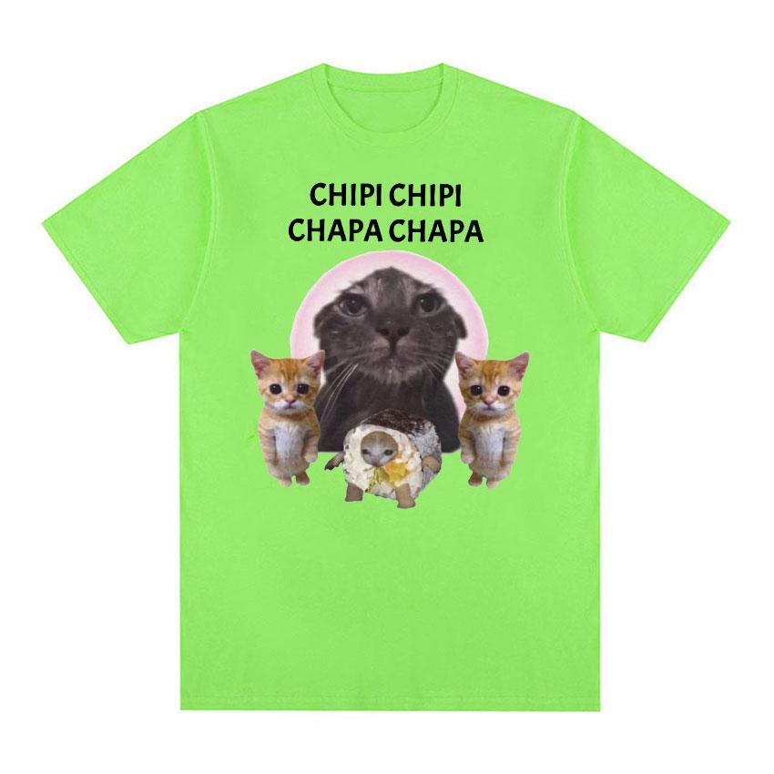 Chipi Chipi Chapa Chapa Cat забавная футболка с мемом, топы для мужчин и женщин, модные футболки в стиле ретро с круглым вырезом, повседневная футболка большого размера из 100% хлопка
Chipi Chipi Chapa Chapa Cat забавная футболка с мемом, топы для мужчин и женщин, модные футболки в стиле ретро с круглым вырезом, повседневная футболка большого размера из 100% хлопка