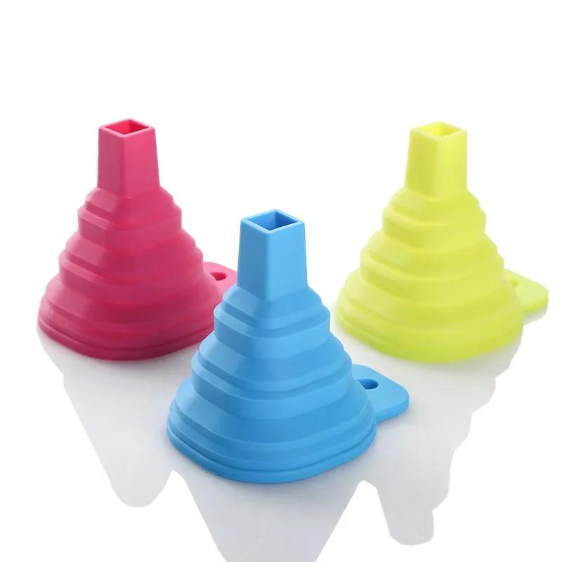 High Quality 1pc New Mini Silicone Gel Foldable Collapsible Style Funnel Hopper Kitchen Cooking Tools
High Quality 1pc New Mini Silicone Gel Foldable Collapsible Style Funnel Hopper Kitchen Cooking Tools