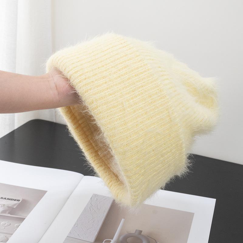 Жіноча в язана шапка солодкого кольору з довгим волоссям, осінь-зима, пухнаста вітрозахисна шапка для захисту вух Тепла товста вовняна шапка one size
Жіноча в язана шапка солодкого кольору з довгим волоссям, осінь-зима, пухнаста вітрозахисна шапка для захисту вух Тепла товста вовняна шапка one size