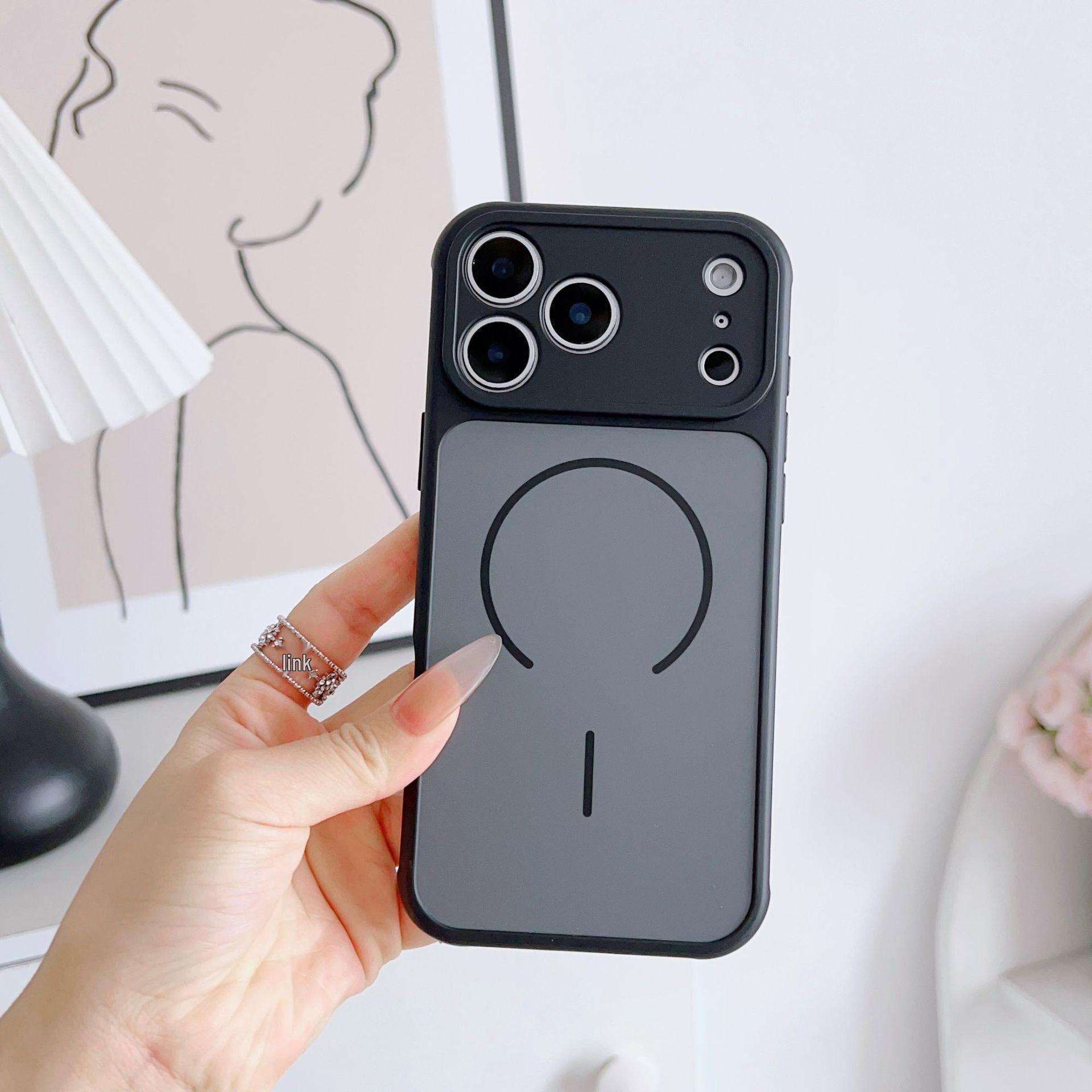 Magnetic Heat Dissipation Phone Case for Apple 17Promax - Velvet-Lined, Color-Block Design iPhone 16 Pro Max
Magnetic Heat Dissipation Phone Case for Apple 17Promax - Velvet-Lined, Color-Block Design iPhone 16 Pro Max