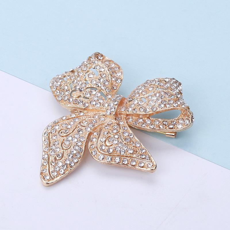 Temperament Pin Brooch Female Retro Accessories Coat Large Pin Corsage Cardigan Shawl Cute Style Silk Scarf Button Sweater DecorationsRetro Jewelry
Temperament Pin Brooch Female Retro Accessories Coat Large Pin Corsage Cardigan Shawl Cute Style Silk Scarf Button Sweater DecorationsRetro Jewelry