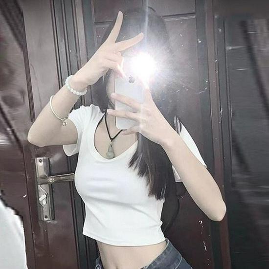 Kuaishou Style White Tee & A-Line Denim Skirt Set Women’s Summer Outfit S
Kuaishou Style White Tee & A-Line Denim Skirt Set Women’s Summer Outfit S