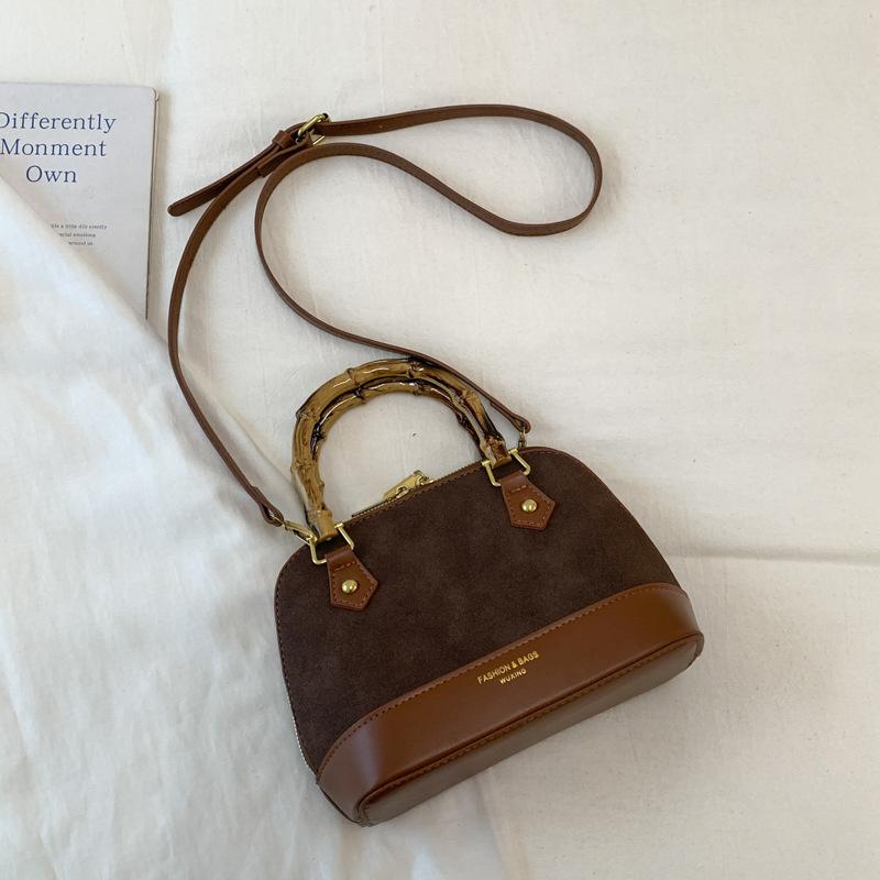 2025 autumn new retro contrasting color shell bag handbag fashion casual foreign style shoulder bag messenger women s bag
2025 autumn new retro contrasting color shell bag handbag fashion casual foreign style shoulder bag messenger women s bag