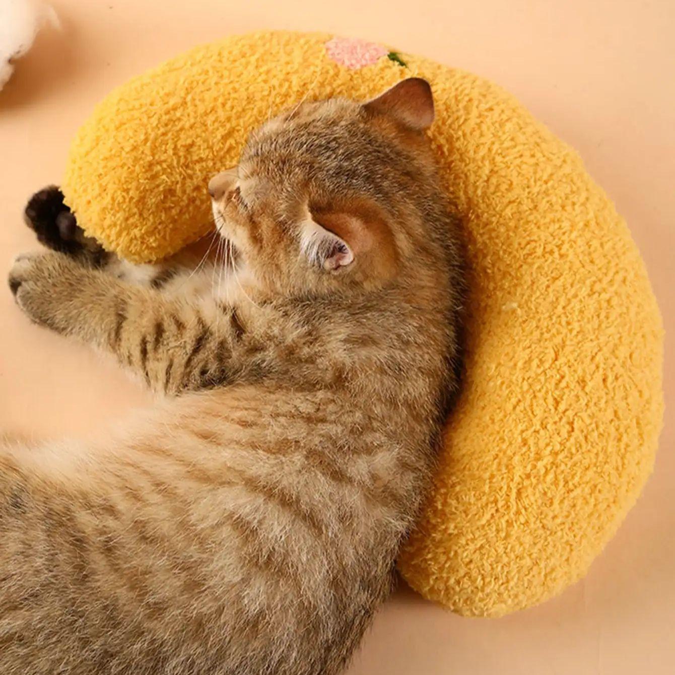 1pc-Pet Little Pillow Fashion Neck Protector Deep Sleep Puppy Kitten U-Shaped Pillow Dog Cat Headrest Sleeping Pillow жёлтый
1pc-Pet Little Pillow Fashion Neck Protector Deep Sleep Puppy Kitten U-Shaped Pillow Dog Cat Headrest Sleeping Pillow жёлтый