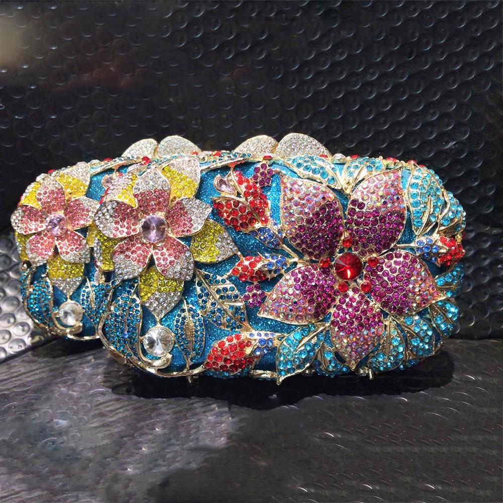 White Formal Crystal Evening Clutches Flower Bags Gold Metal Floral Wedding Purse Rhinestone Blue Women Bridesmaid Handbags 18cmX12cmX6cm
White Formal Crystal Evening Clutches Flower Bags Gold Metal Floral Wedding Purse Rhinestone Blue Women Bridesmaid Handbags 18cmX12cmX6cm