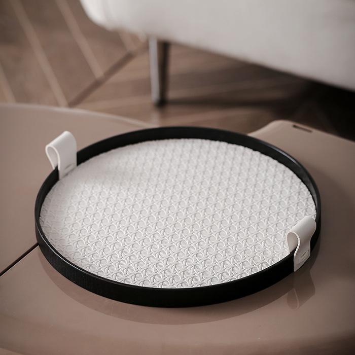 Round Minimalist Leather Tray Retro Wooden Storage Plate Home Living Room Tea Table Organizer Entrance Sundry Key Storage Box
Round Minimalist Leather Tray Retro Wooden Storage Plate Home Living Room Tea Table Organizer Entrance Sundry Key Storage Box