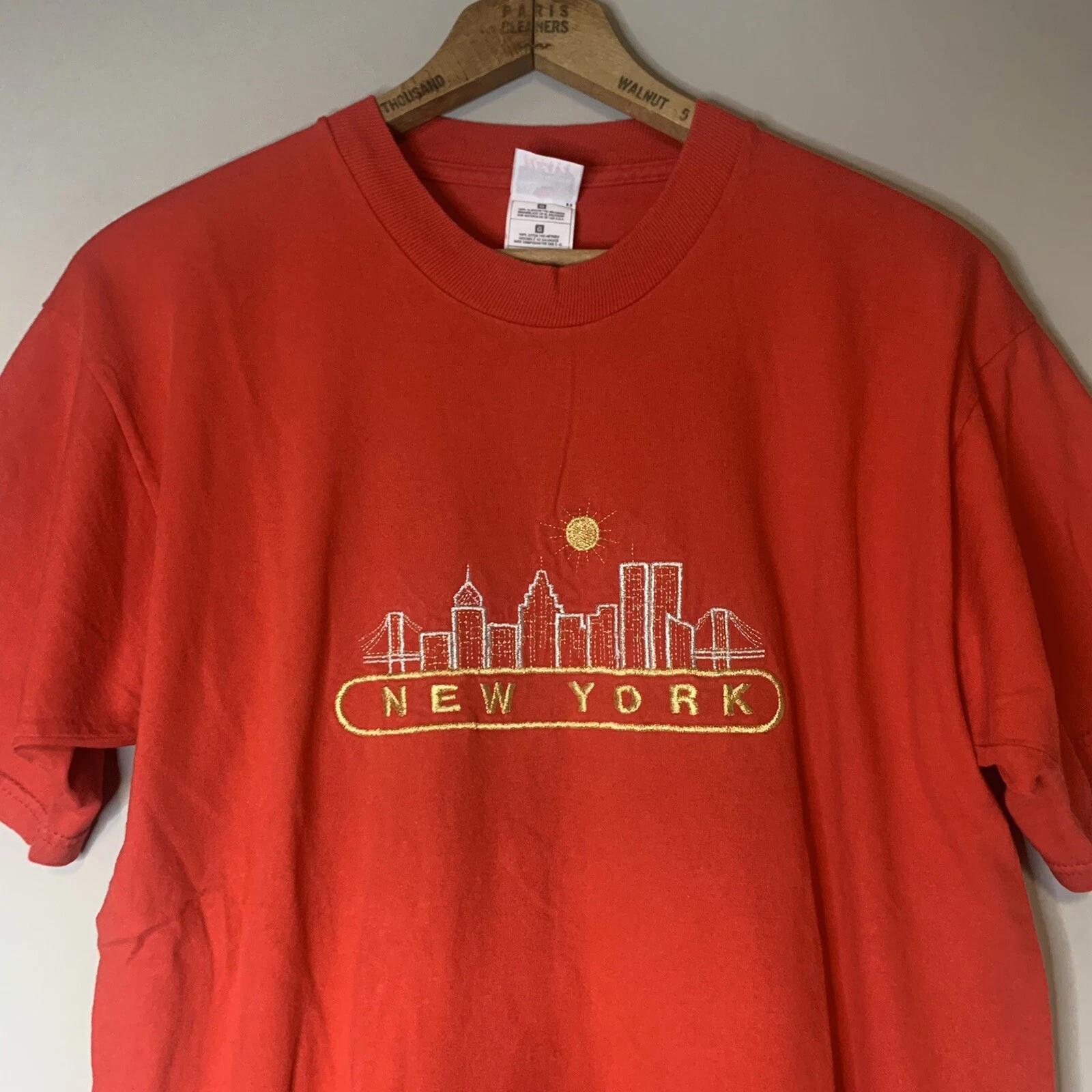 Vintage 90s New York City Twin Towers Embroidered Red T-Shirt Adult Large 2XL
Vintage 90s New York City Twin Towers Embroidered Red T-Shirt Adult Large 2XL