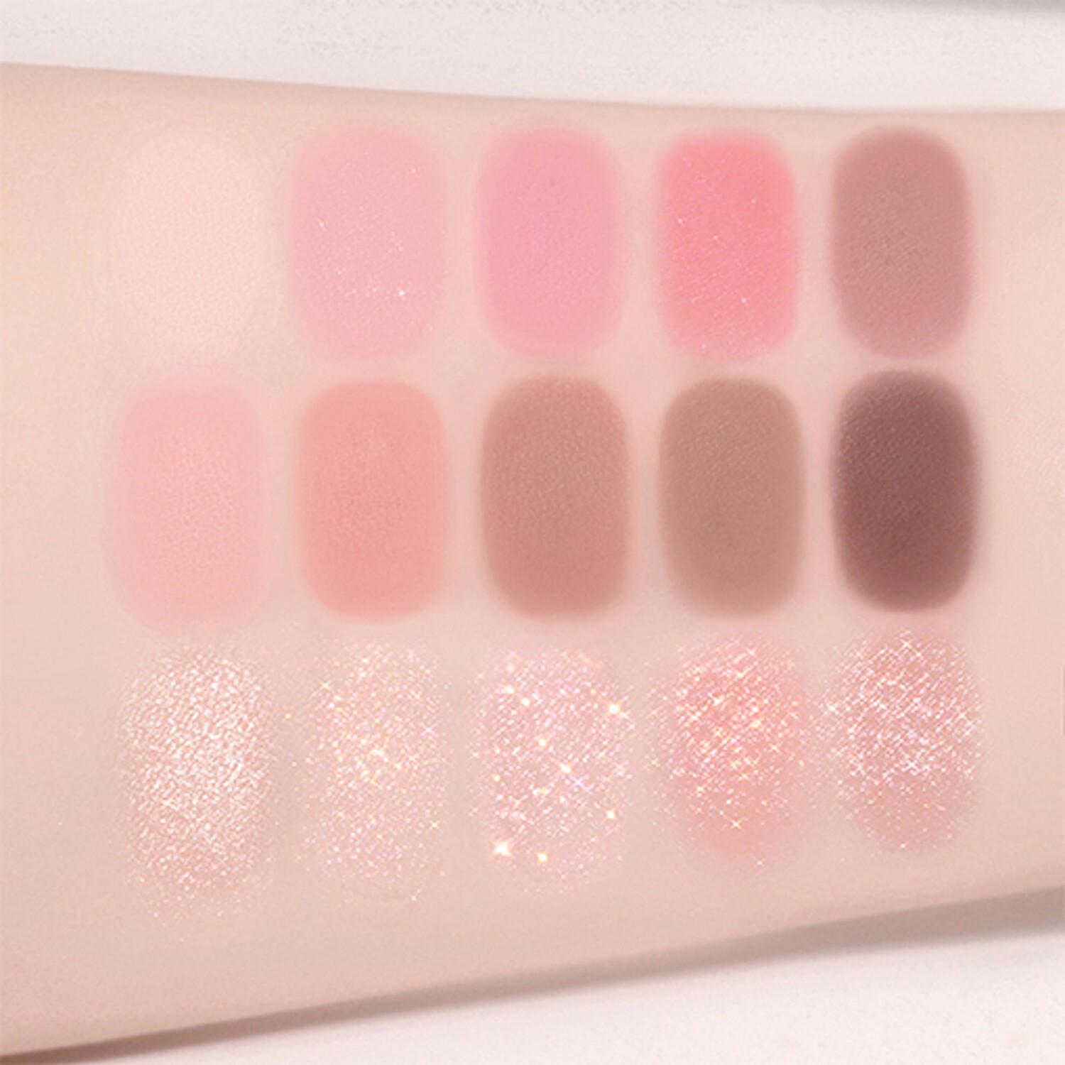 FWEE More Mood Eyeshadow Palette 12 г 04 Red
FWEE More Mood Eyeshadow Palette 12 г 04 Red