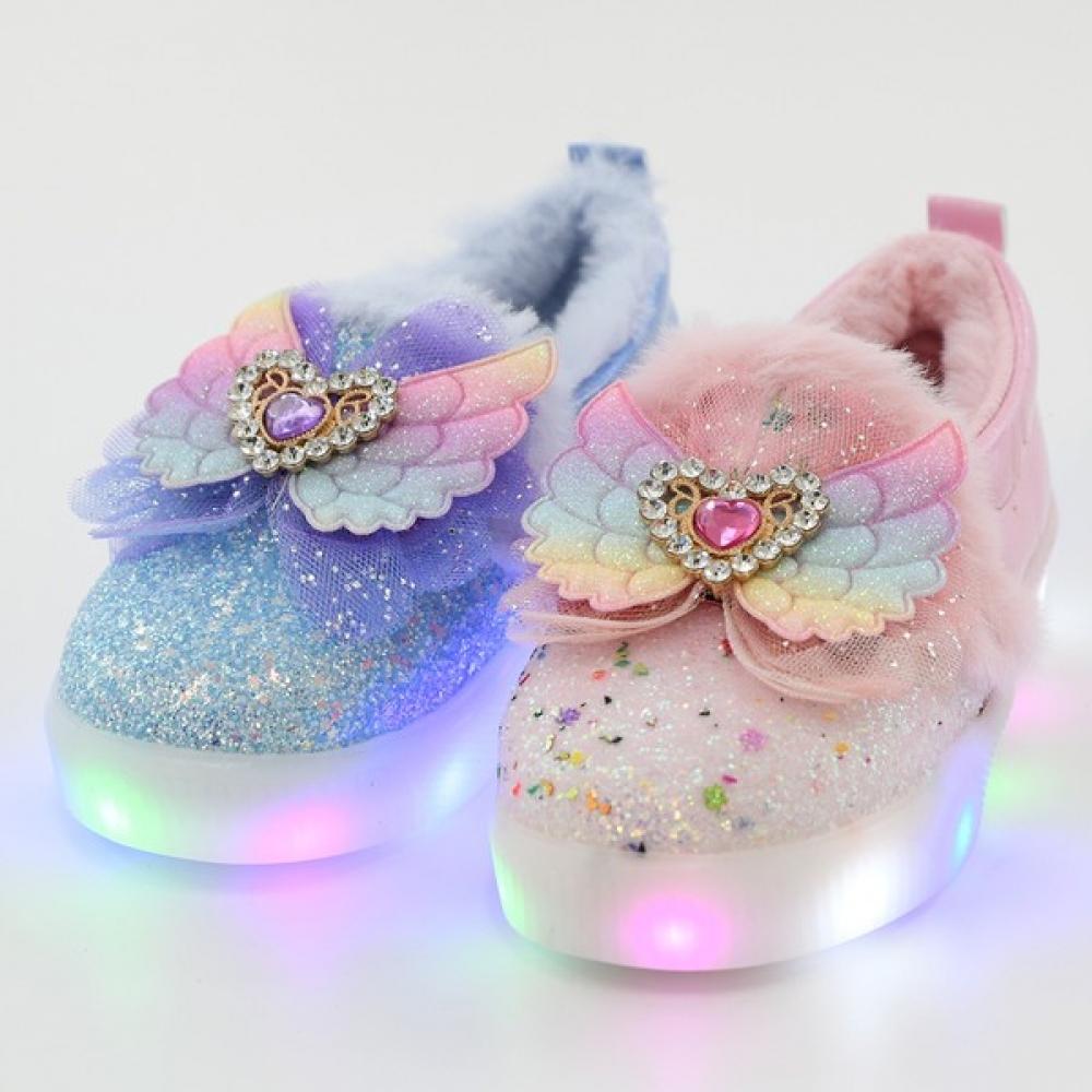 Levisfoot Kids Girls Winter Slip On Led Fur Lining Pink/180mm
Levisfoot Kids Girls Winter Slip On Led Fur Lining Pink/180mm