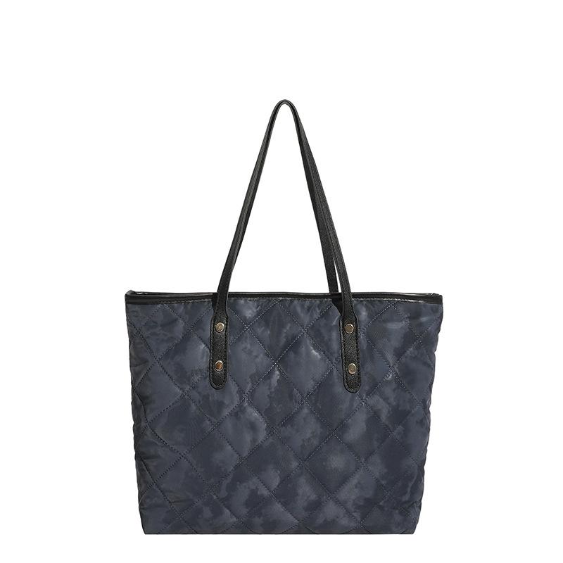 New nylon bag cotton bag female student class handbag commuting rhombus shoulder bag large capacity tote bag синій
New nylon bag cotton bag female student class handbag commuting rhombus shoulder bag large capacity tote bag синій