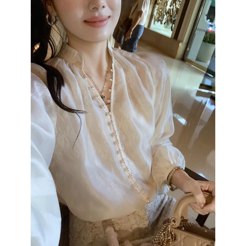 Women s Elegant Lace Blouse M
Women s Elegant Lace Blouse M