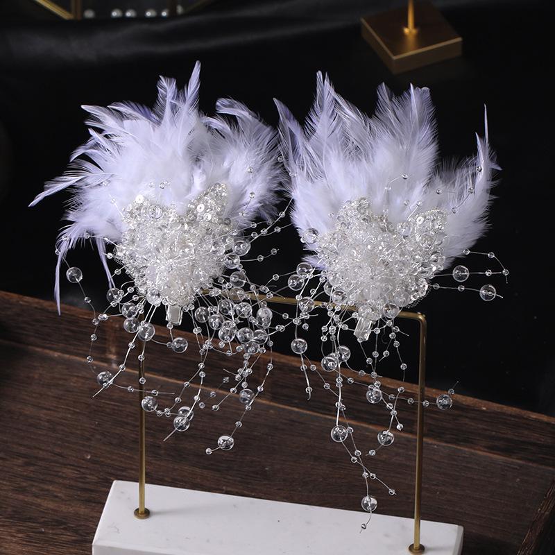 Korean Fairy Feather Hair Clips: Mori Style Pair for Photos, Street Snaps, Updos, and Daily Outings.
Korean Fairy Feather Hair Clips: Mori Style Pair for Photos, Street Snaps, Updos, and Daily Outings.