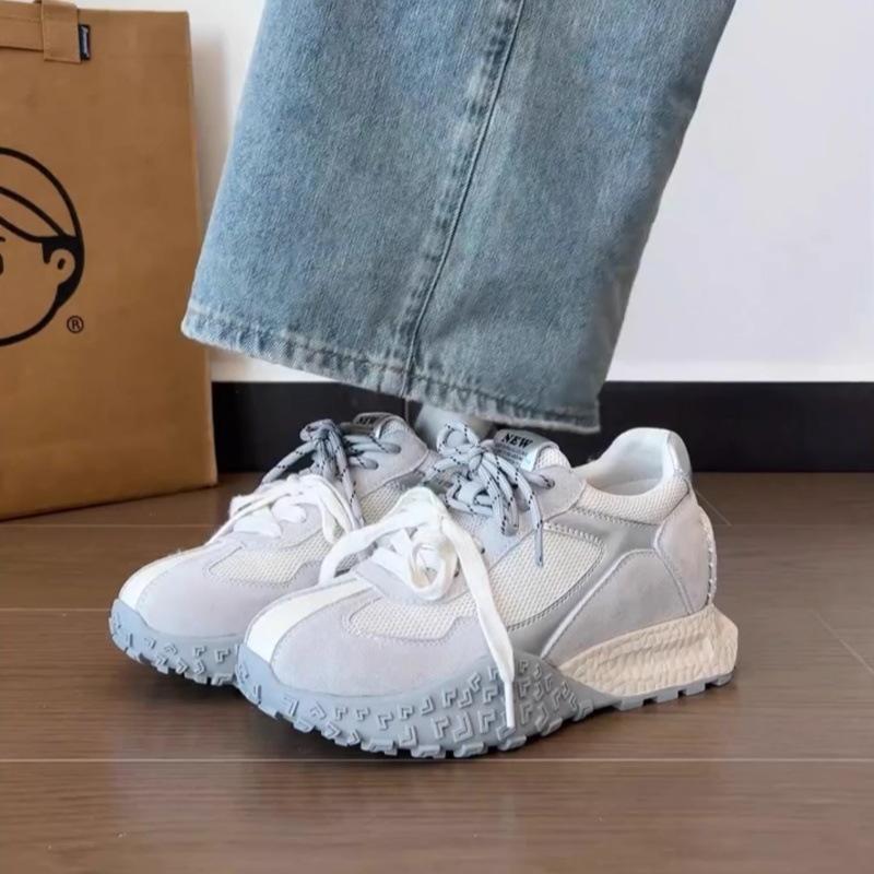 Gu Yun small man inner height increase 7cm German training shoes women s 2025 spring and summer new platform casual shoes women s shoes Forrest Gump 39 срібний
Gu Yun small man inner height increase 7cm German training shoes women s 2025 spring and summer new platform casual shoes women s shoes Forrest Gump 39 срібний