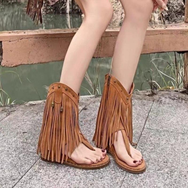 Новые летние туфли на танкетке женские с круглым носком, с перемычкой для пальцев, с боковой молнией, с мягким верхом, с заклепками, нескользящие, износостойкие сандалии 40
Новые летние туфли на танкетке женские с круглым носком, с перемычкой для пальцев, с боковой молнией, с мягким верхом, с заклепками, нескользящие, износостойкие сандалии 40