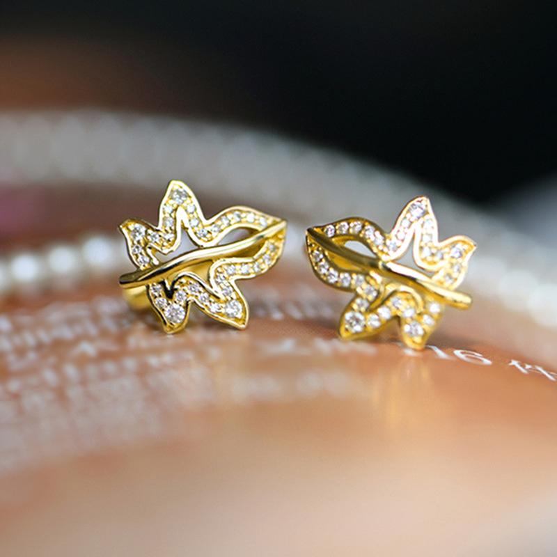 Huitan Fashion Leaf Shape Hoop Earrings Lady Trendy Zircon for Engagement Gold Color Bright Zirconia Accessories for Daily Life
Huitan Fashion Leaf Shape Hoop Earrings Lady Trendy Zircon for Engagement Gold Color Bright Zirconia Accessories for Daily Life