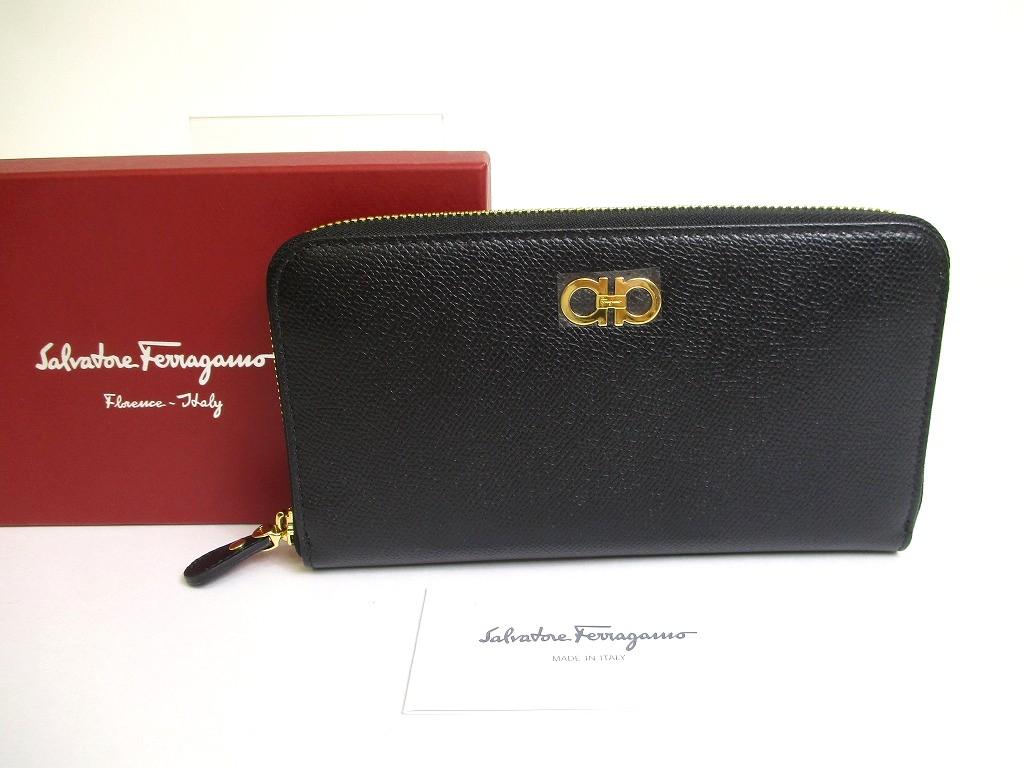 Authentic Salvatore Ferragamo Gancini Black Leather Gold H/W Round Zip Wallet #a687 Refurbished
Authentic Salvatore Ferragamo Gancini Black Leather Gold H/W Round Zip Wallet #a687 Refurbished
